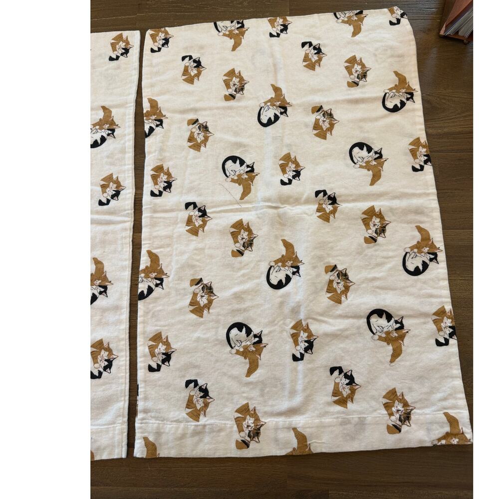 🐈🐈‍⬛ The Vermont Country Store Cuddling Kittens Portuguese Cotton Pillow Cases